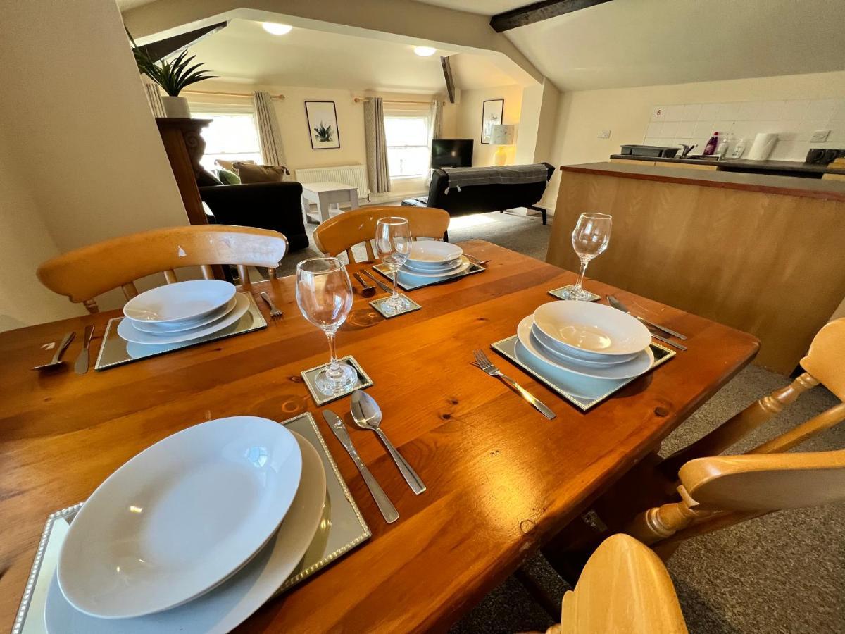 The Hideaway Holywell 1 Apartment ภายนอก รูปภาพ