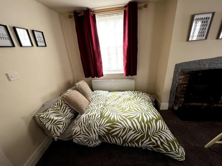 The Hideaway Holywell 1 Apartment ภายนอก รูปภาพ