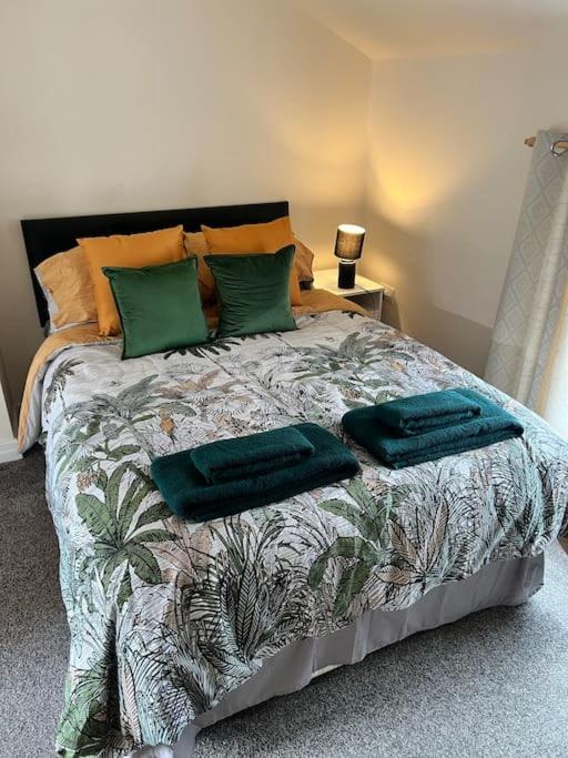 The Hideaway Holywell 1 Apartment ภายนอก รูปภาพ